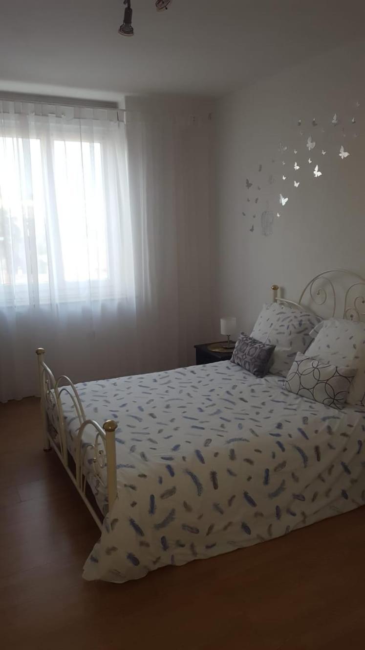 Appartements Au Cros De Cagnes Стая снимка
