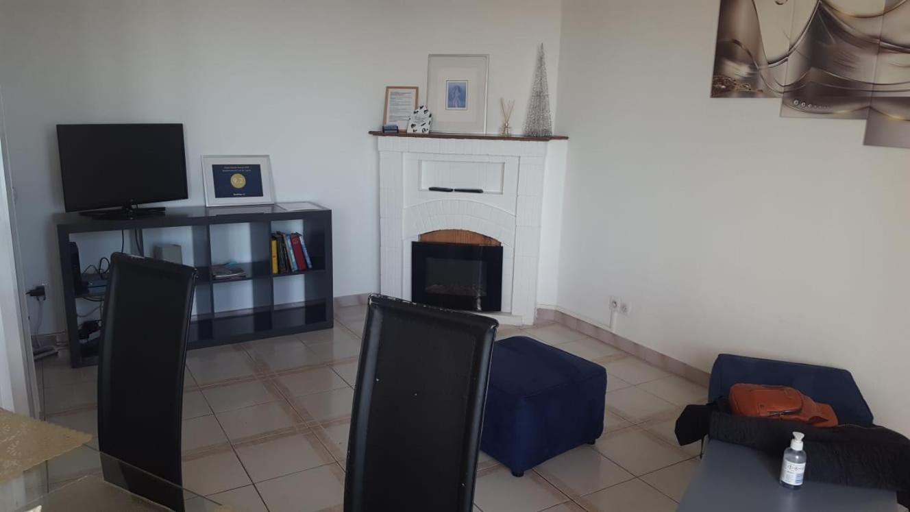 Appartements Au Cros De Cagnes Стая снимка