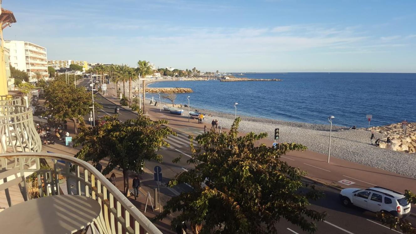 Appartements Au Cros De Cagnes Стая снимка